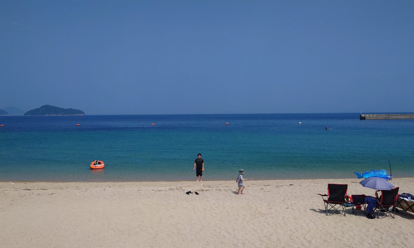 片添ケ浜ビーチ